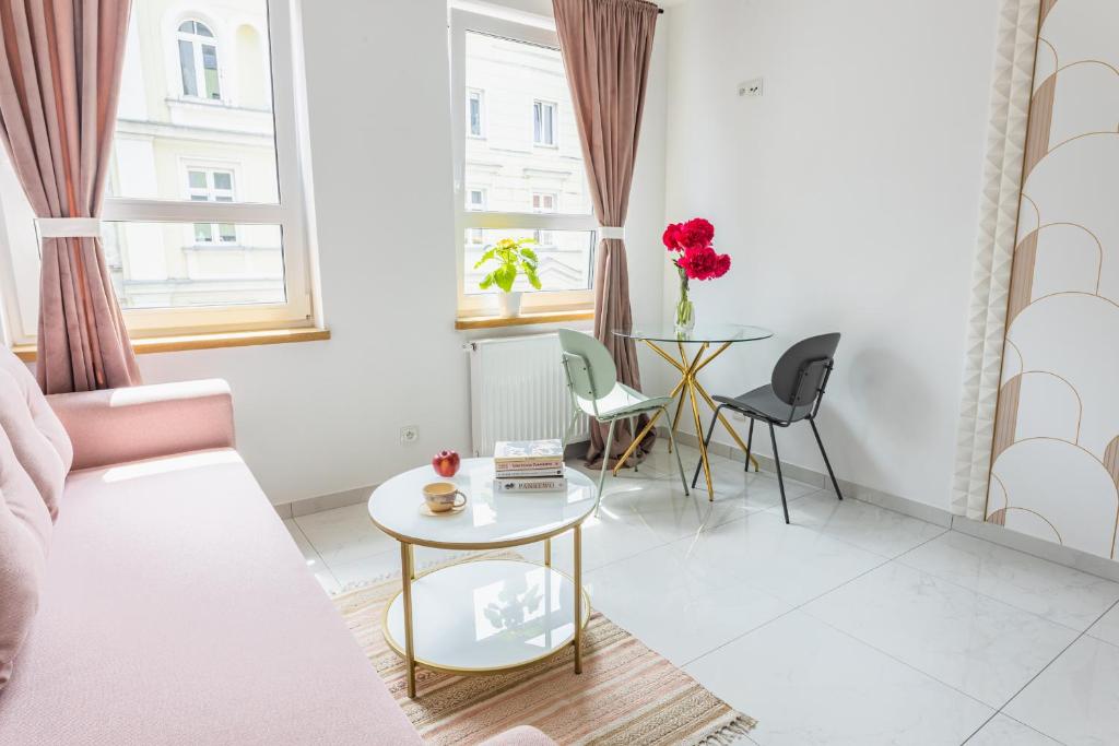 MOVEEN! Apartamenty Wrocław Nowoczesne studia z parkingiem! 10 min od centrum - 14