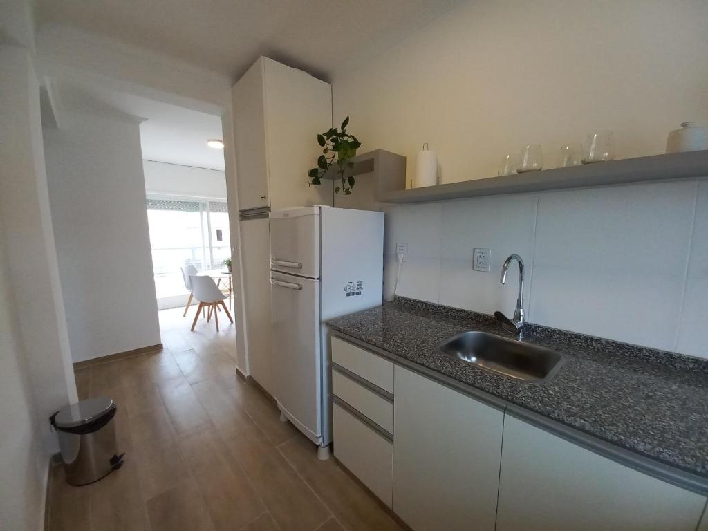 HOME DOS MARTIN a 1 cuadra de peatonal