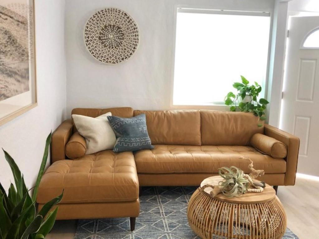 Village District! Cleo Beach! 5 Min Walk to DTWN! - Holiday Home