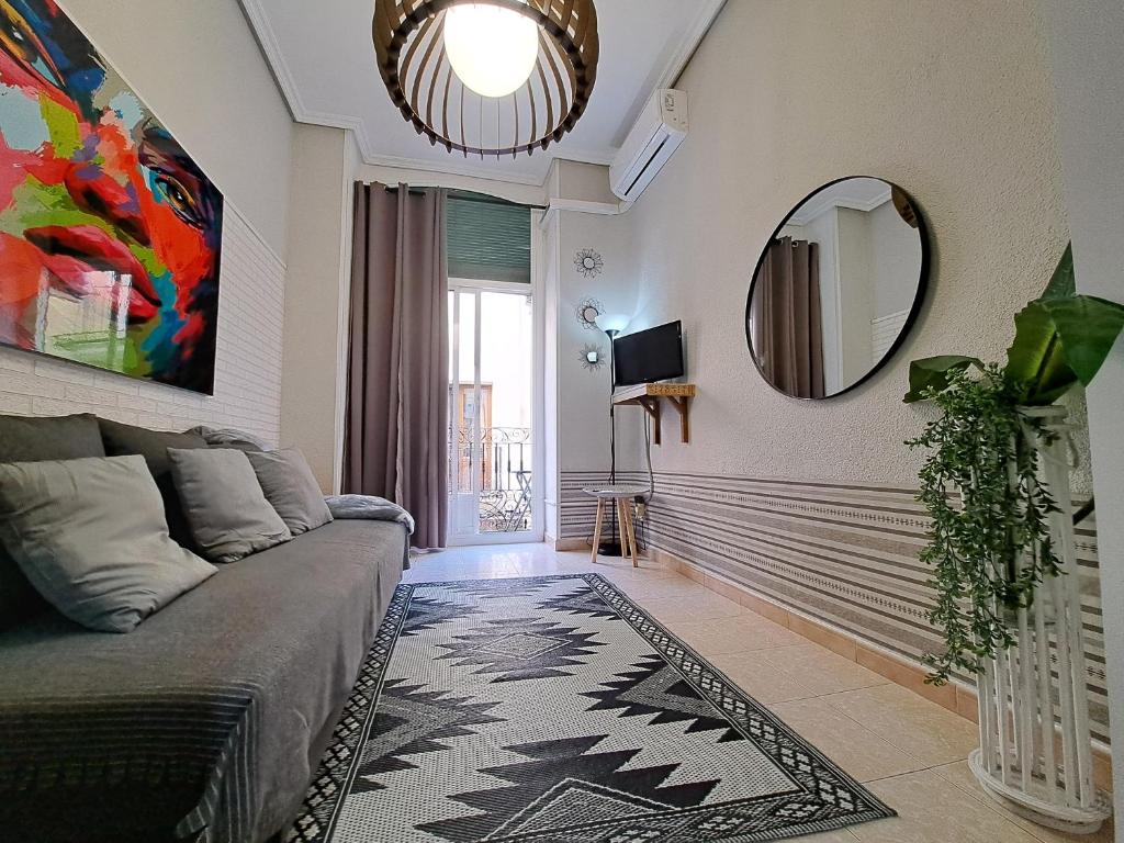 Calle Mayor next to beach - 