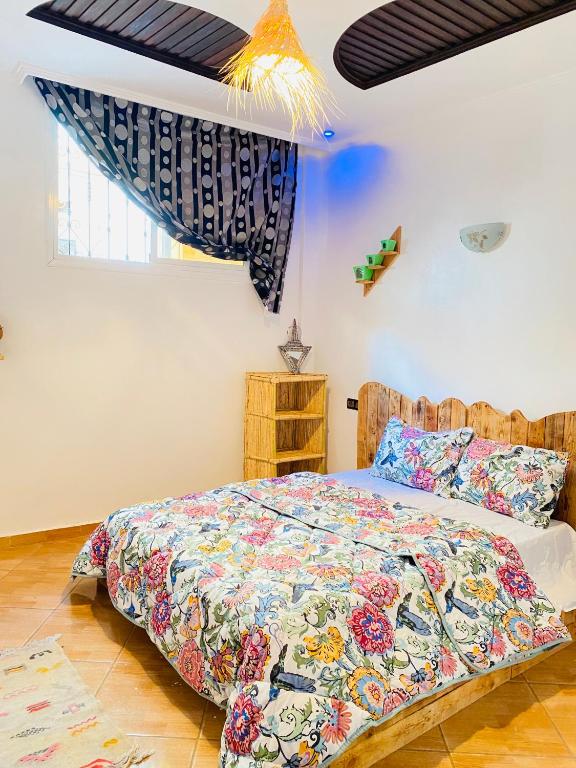 Postel nebo postele na pokoji v ubytování Azoul Surf Hostel Taghazout
