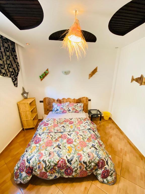 Postel nebo postele na pokoji v ubytování Azoul Surf Hostel Taghazout