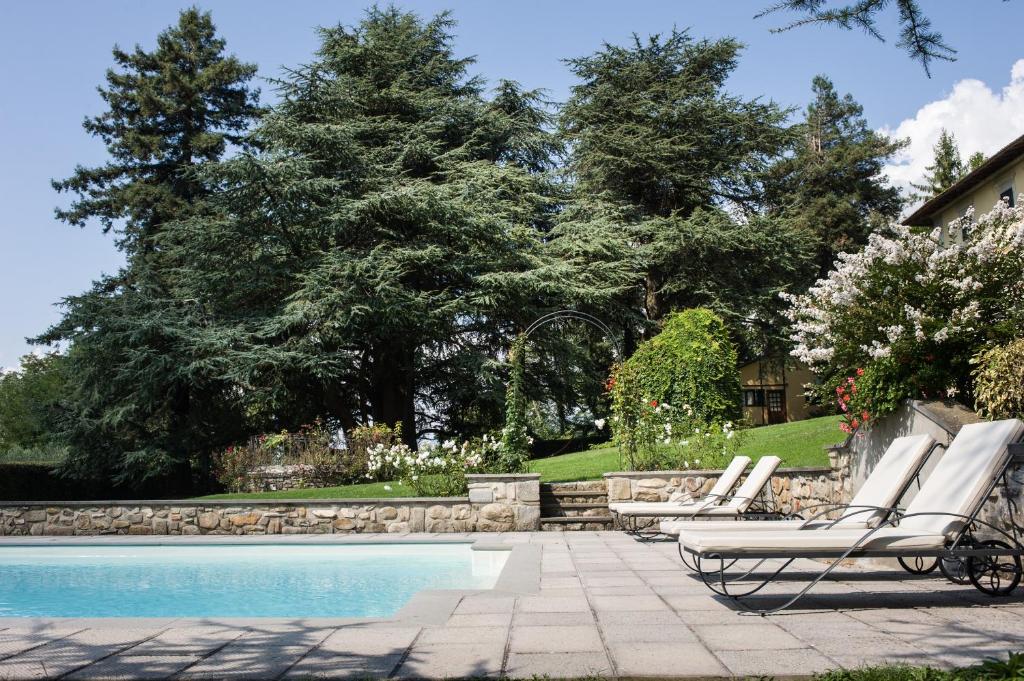 Bazén v ubytování Agriresort & Spa Fattoria I Ricci nebo v jeho okolí