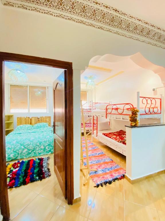 Postel nebo postele na pokoji v ubytování Azoul Surf Hostel Taghazout
