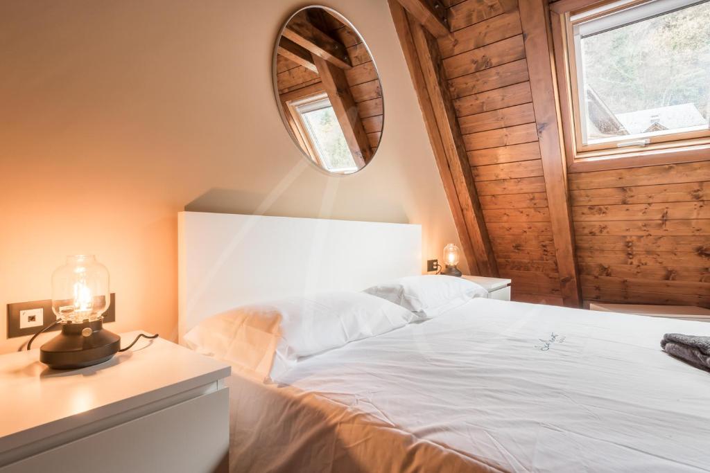 Posteľ alebo postele v izbe v ubytovaní Casa Montjòia by SeaMount Rentals