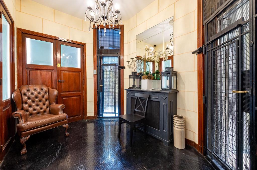 Fotografia z galérie ubytovania Spacieux et élégant appartement Porte des ternes v Paríži