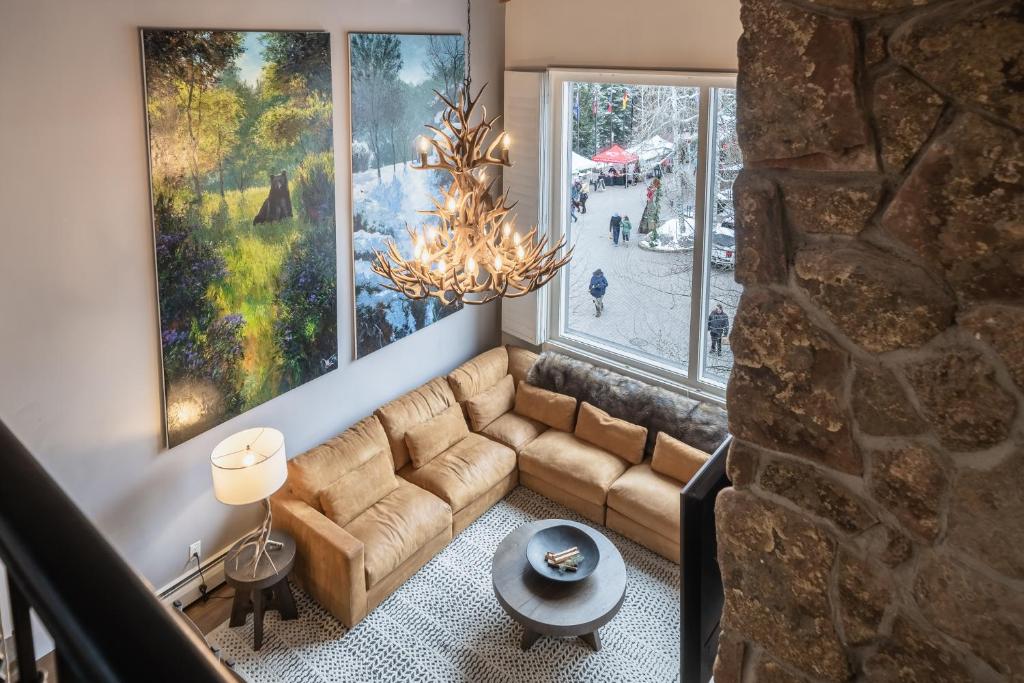 Posezení v ubytování Lodge at Vail Condominiums