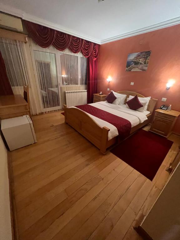 Fotografie z fotogalerie ubytování Saint Paul Accommodation v destinaci Kraljevo