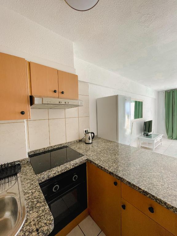 Kuchyňa alebo kuchynka v ubytovaní Panorama 3 Bedroom Apartment