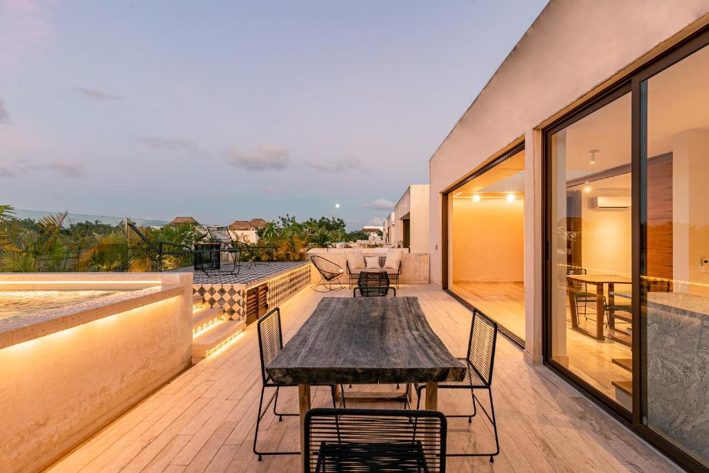Rooftop View Apartments With Private Pool Reference: 403 Stunning Rooftop Apartment For Couples W Private Pool Tulum