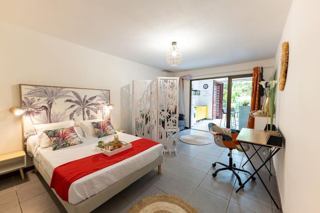 La Perle du Rorota-Studio de standing avec piscine & plage - Housity