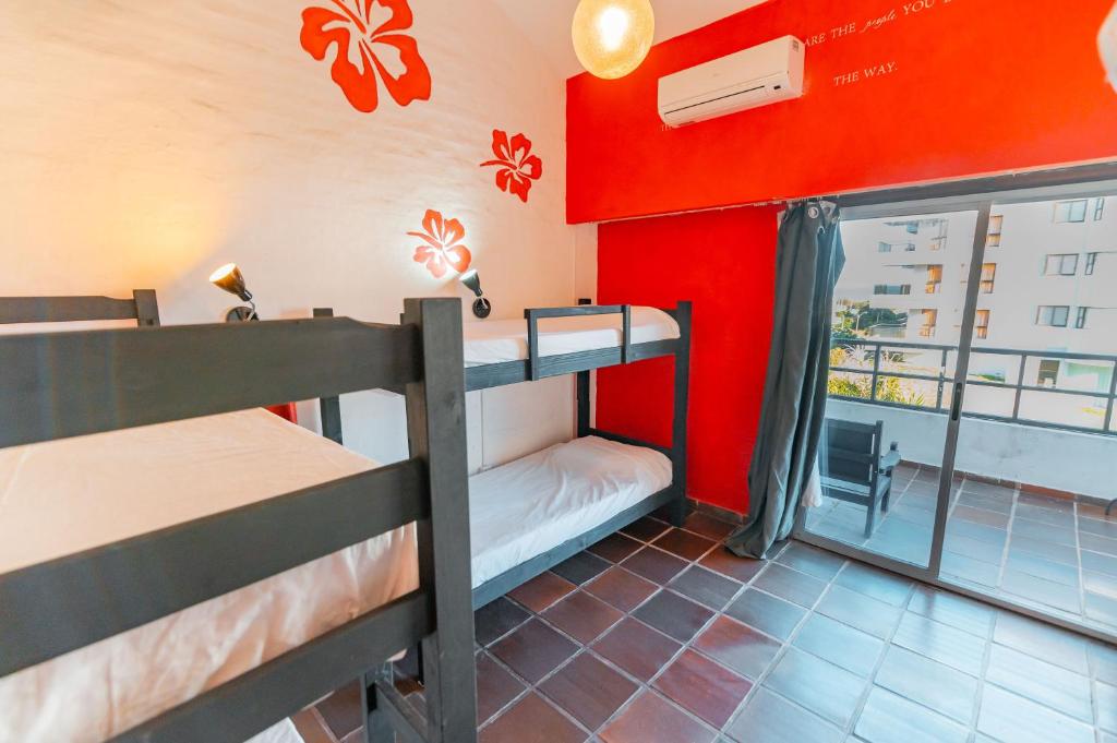 Postel nebo postele na pokoji v ubytování Hostel 32