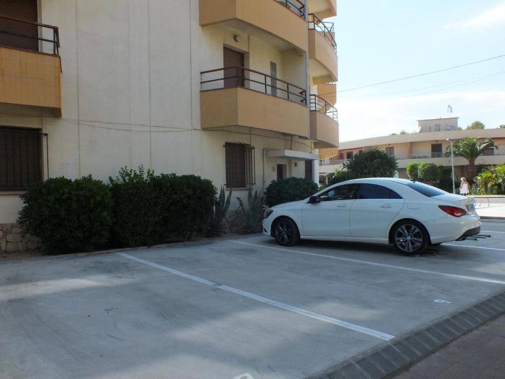 Fotografie z fotogalerie ubytování Hermoso apartamento renovado para 4 pers. con parking privado en Roses - ES-204-11 v destinaci Roses