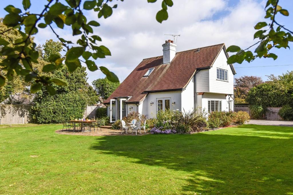 Sea Way, MiddletononSea (updated prices 2024)