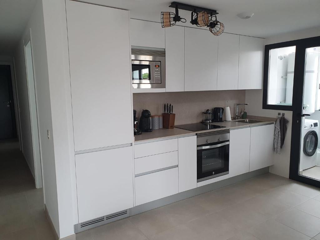 Kuchnia lub aneks kuchenny w obiekcie Casa Torremolinos