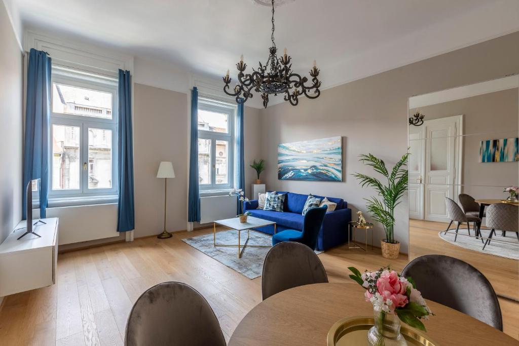 Posedenie v ubytovaní Luxury Elizabeth Residence next to the New York Café