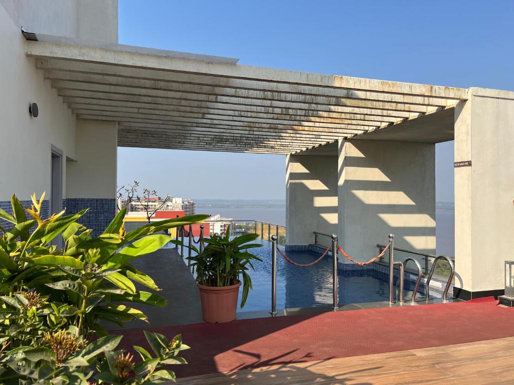 Gallery image of Studio Apt with Rooftop Panoramic views @ Dabolim in Vasco Da Gama