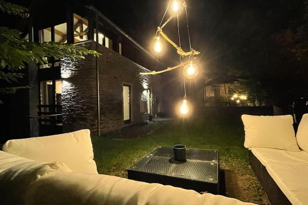 Ein Garten an der Unterkunft Le Belle-Vue