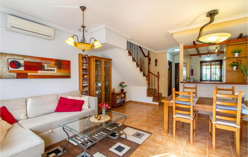 Fotografie z fotogalerie ubytování 2 Bedroom Gorgeous Home In Roda v destinaci Roda