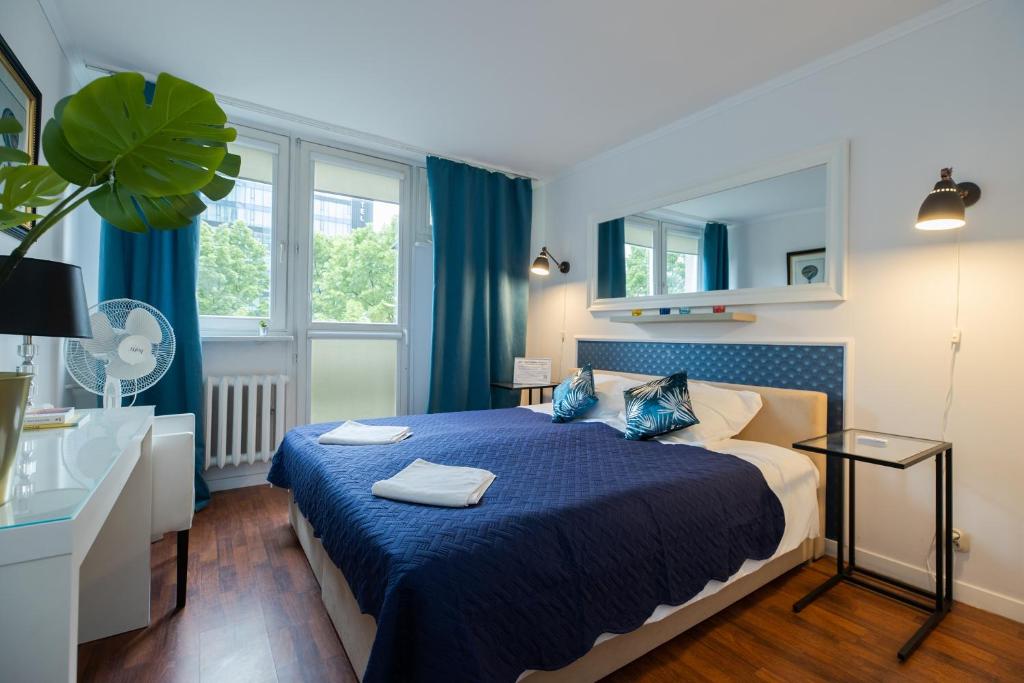 23 UNIT Apartment Unit Short Rent Apartment by Warsaw Metro Station