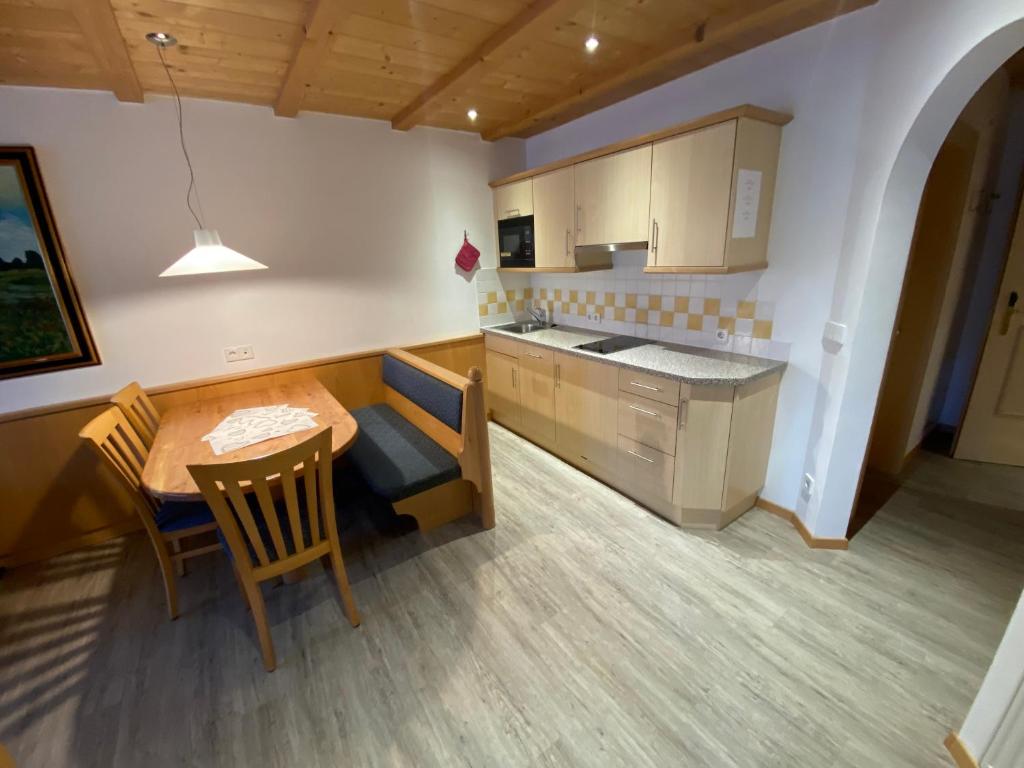 Kuchnia lub aneks kuchenny w obiekcie Residence Palmai