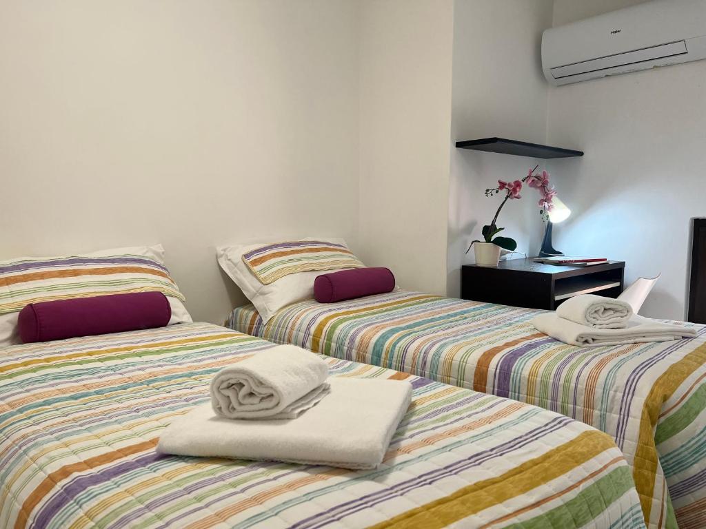 Bnbook Olona-Fiera Milano - Two-Bedroom Apartment