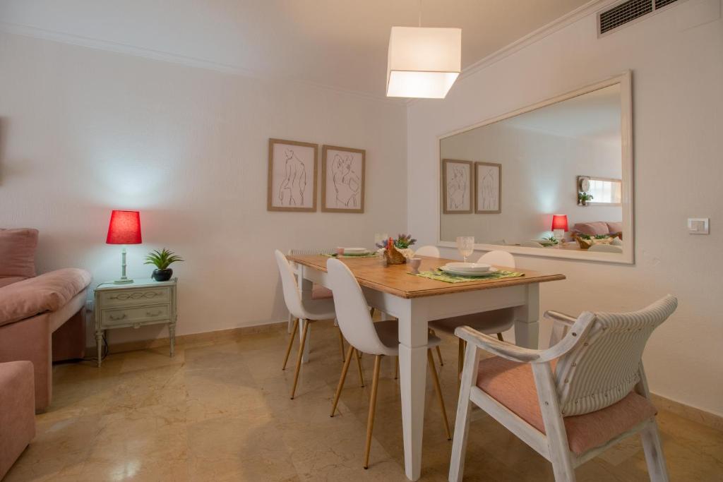 Posedenie v ubytovaní Apartamento Céntrico Isaura