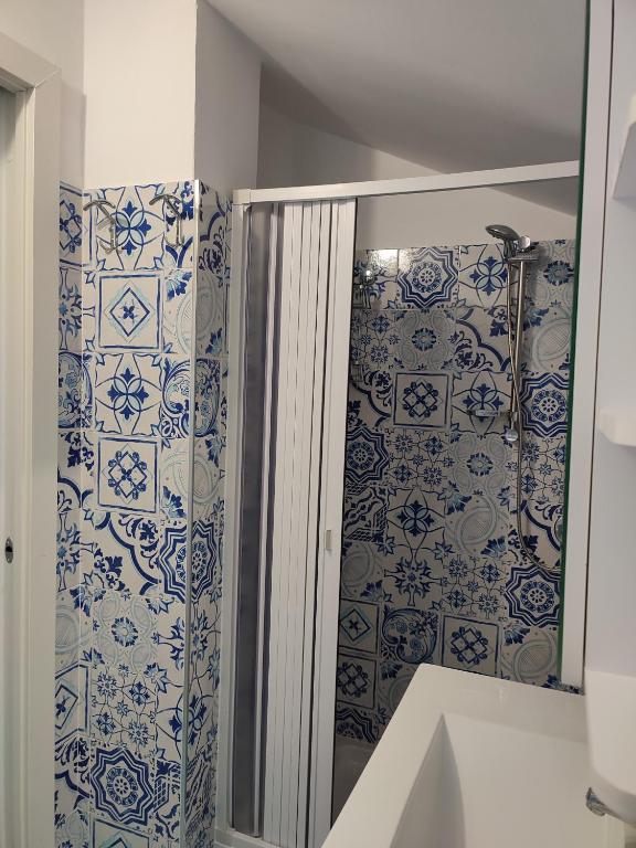 A bathroom at I Colori del Tramonto Apartment