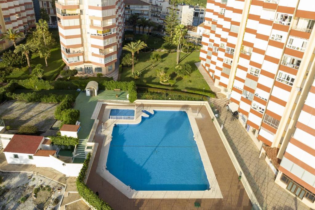 Bazén v ubytovaní Apartamento Sol Playa Torrox A55 alebo v jeho blízkosti