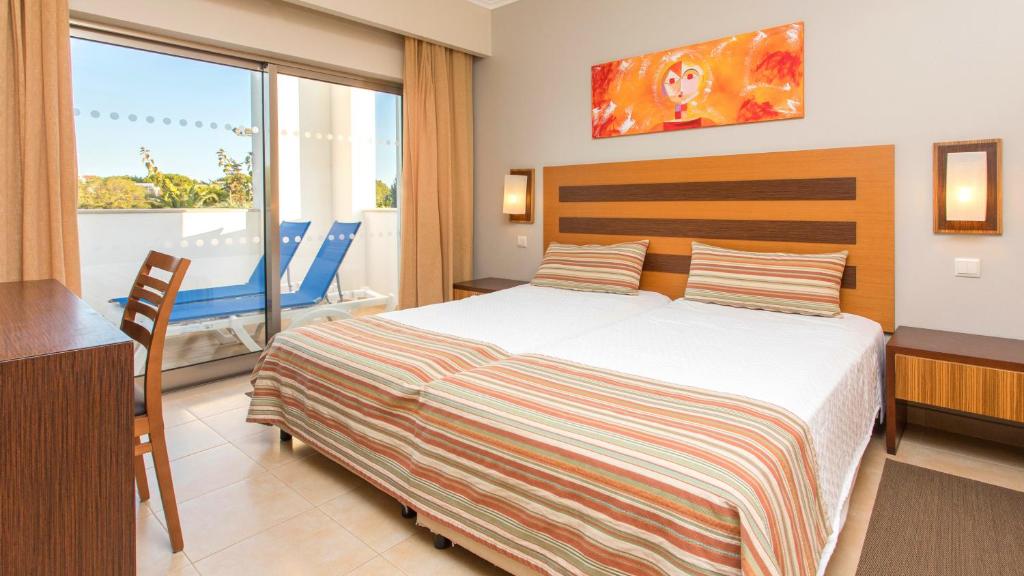 Alfagar Aparthotel - 11