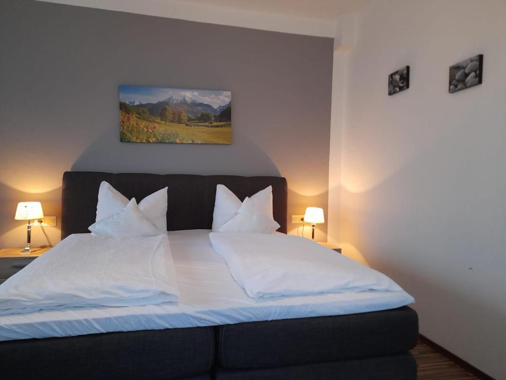 Postel nebo postele na pokoji v ubytování Berghotel-Willingen