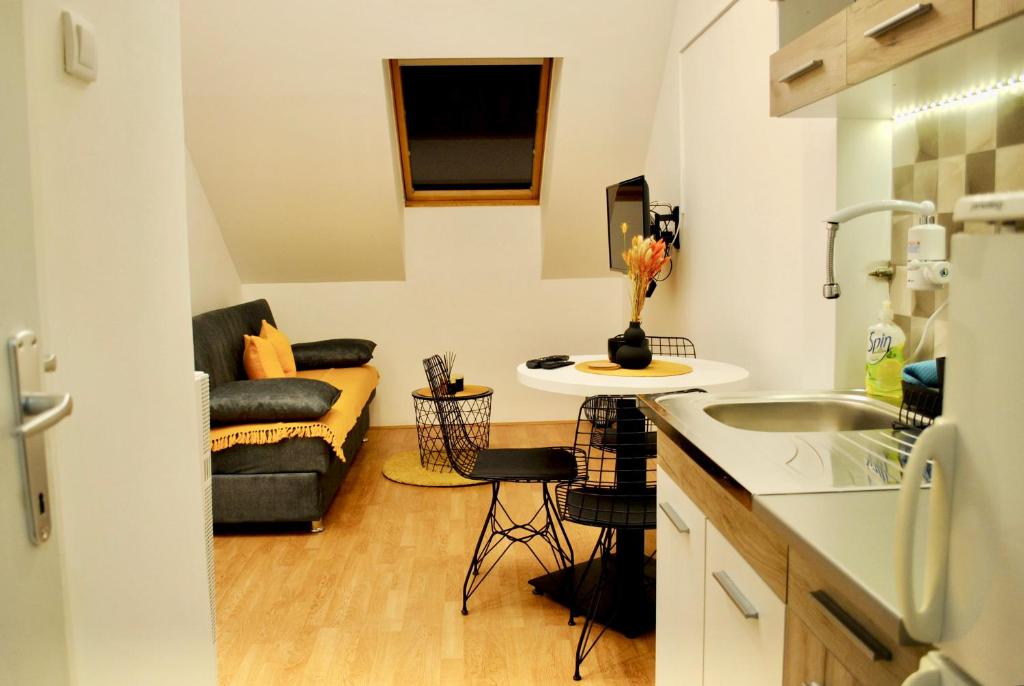 Cucina o angolo cottura di Vlasic Apartmani CENTAR