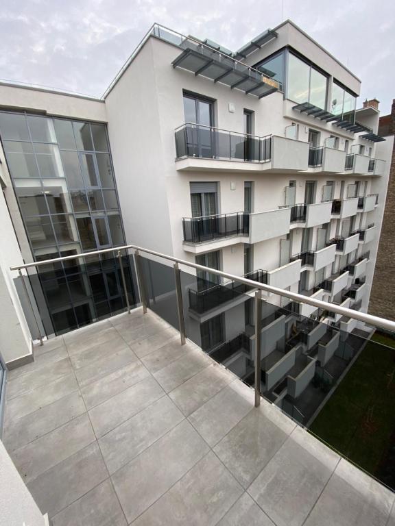 Balkón nebo terasa v ubytování Central Apartment Budapest ~ Roof Terrace/AC/Indoor parking