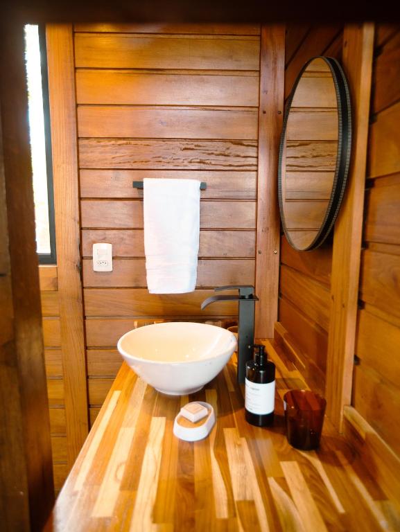Um banheiro em Ilha do Mel Lodges
