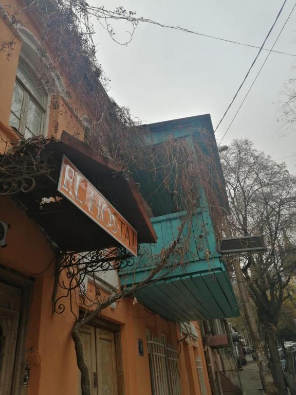 Budova, kde se hostel nachází