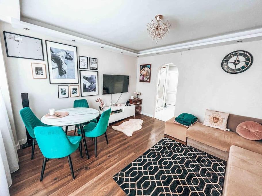 Light Apartment in the heart of Praga, Warsaw, Warsaw (updated prices 2024)