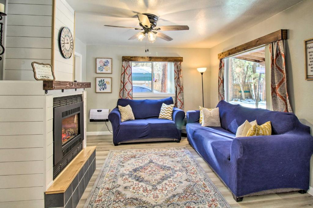 Cozy Lakeside Cabin Walk to Rainbow Lake!, (updated prices 2024)