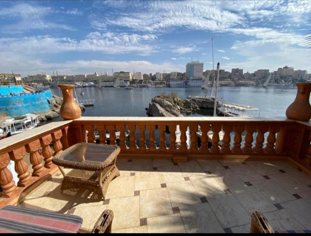 City center hotel Nile view