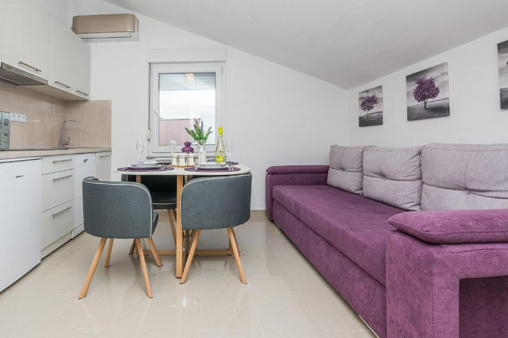 Kuchyňa alebo kuchynka v ubytovaní Apartments Kosic