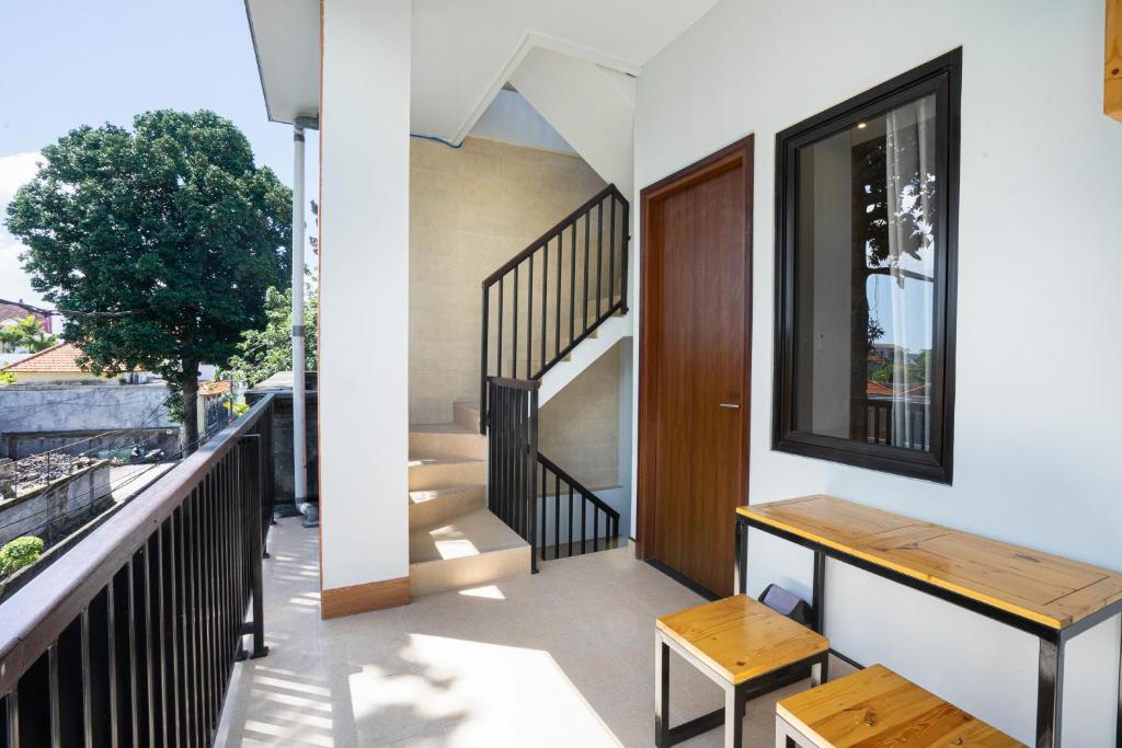 Balkón nebo terasa v ubytování K Hostel Seminyak