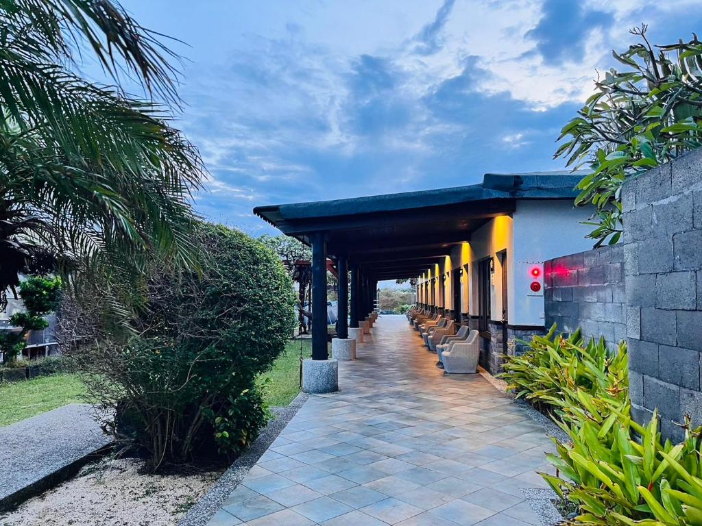 Vrt ispred objekta Kenting Summerland Garden Resort
