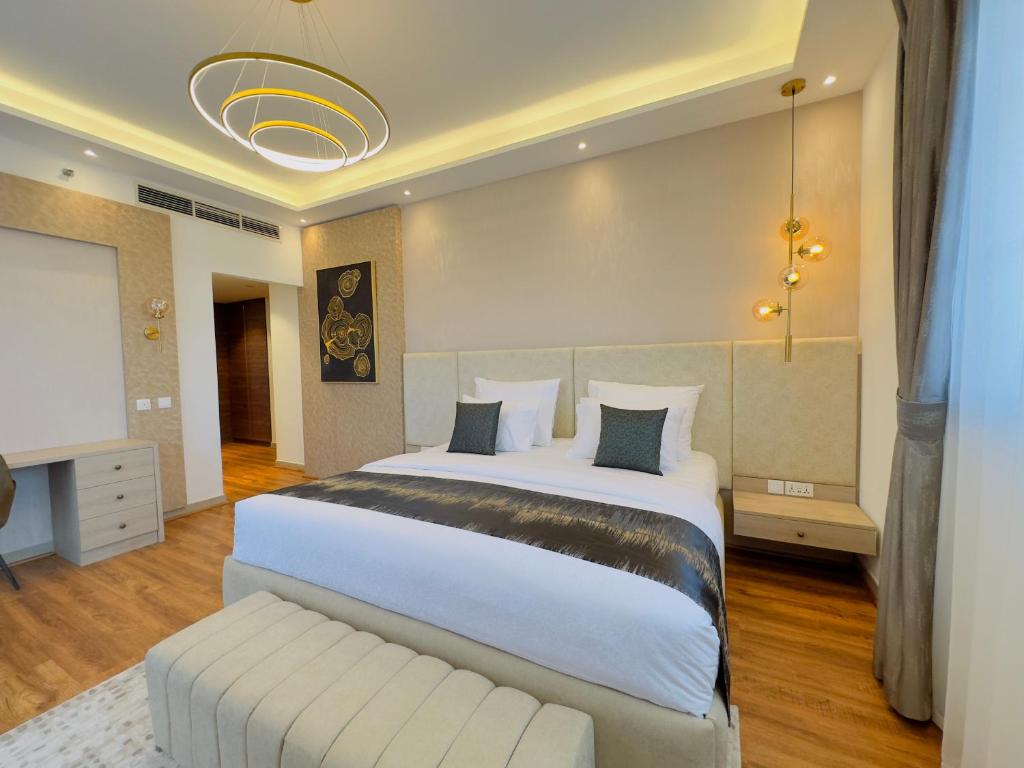 GOODWOOD SUITES HOMES VACATION
