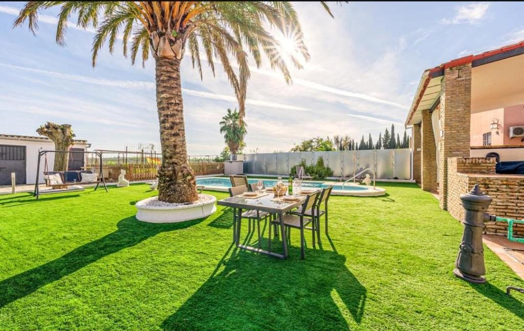Apartamento en Urbanización Residencial - Roble, 5