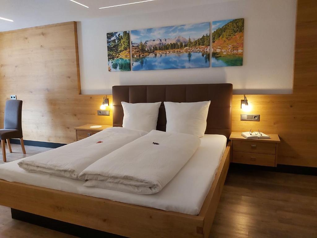 A bed or beds in a room at Apart Romantica