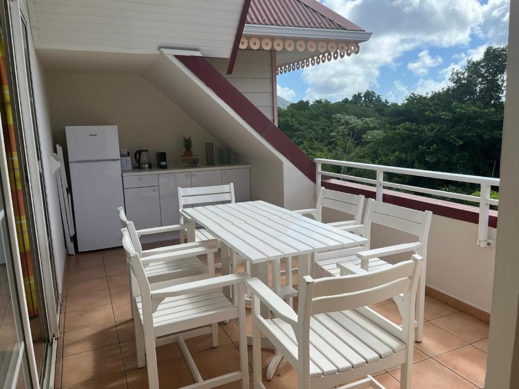 Balkón nebo terasa v ubytování Le paradis bleu de Ste Luce T3 vue mer magnifique dans une résidence de vacances