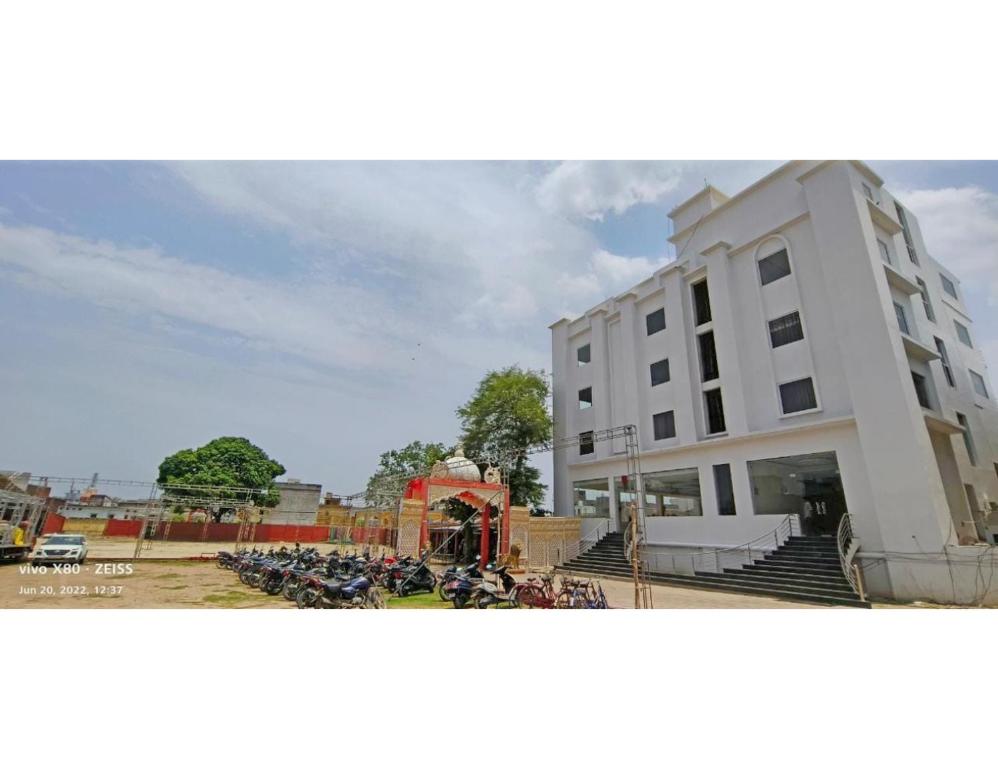 Hotel Neelkanth, Faizabad
