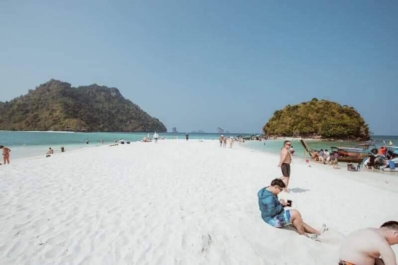 Areeya Phubeach Resort Coliving Coworking - Resim 24