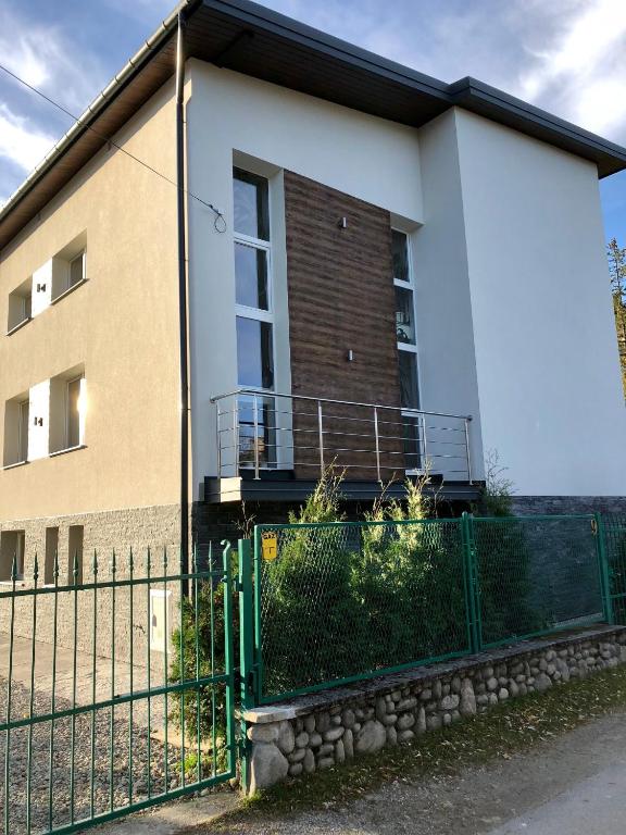 Budova, v ktorej sa apartmán nachádza