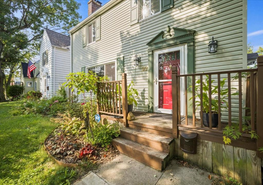 Charming 3 Bedroom House in a Quiet Neighborhood - Casa De Tres Dormitorios