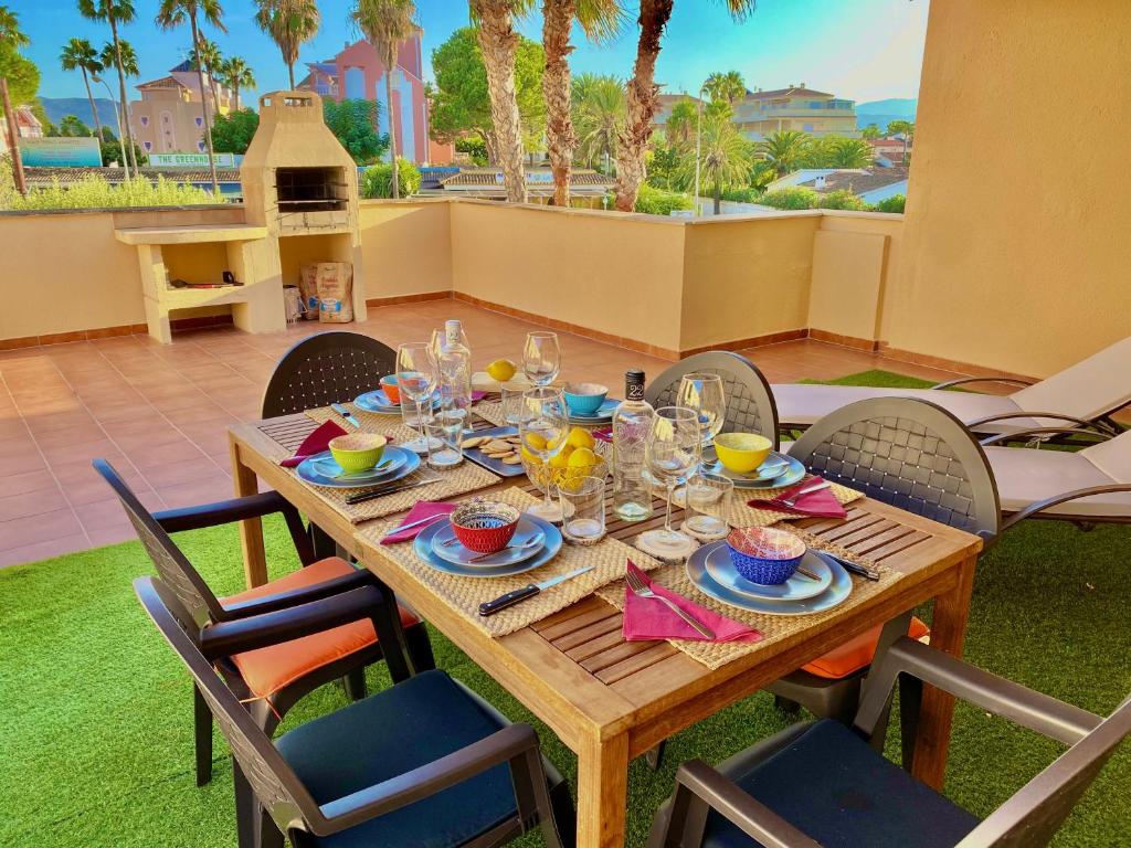 1ªLínea-50m de playa-Reformado-BBQ privada-Vistas al mar-3 terrazas